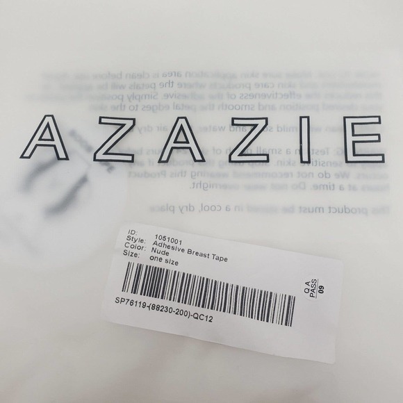 NEW AZAZIE Adhesive Breast Tape Nude One Size Lift - Picture 4 of 5